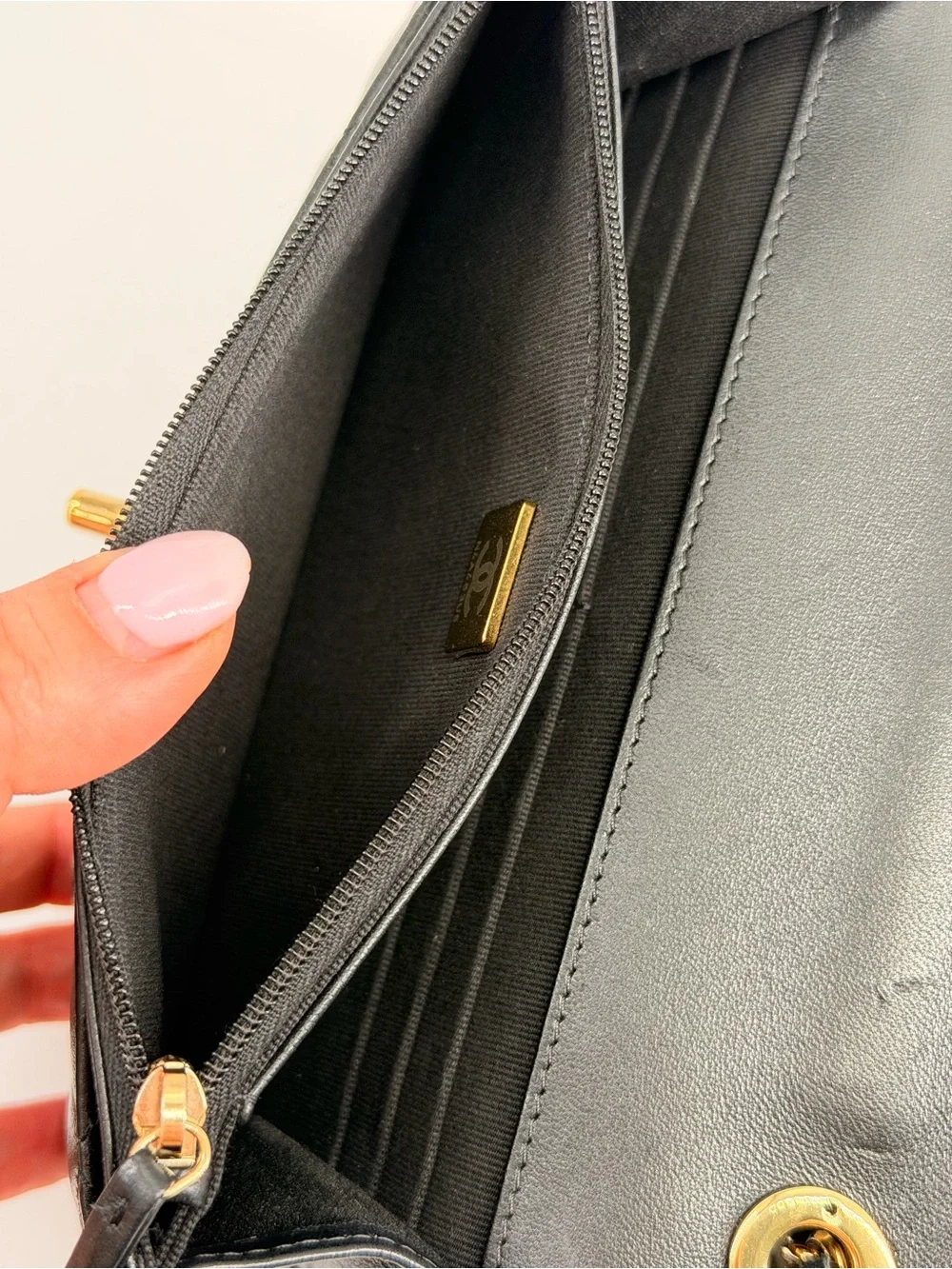 Chanel Trendy CC Wallet On Chain in Black Lambskin Learher
